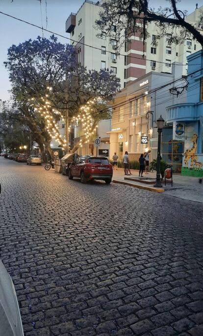 Aconchegante E Ensolarado! Apartamento Porto Alegre